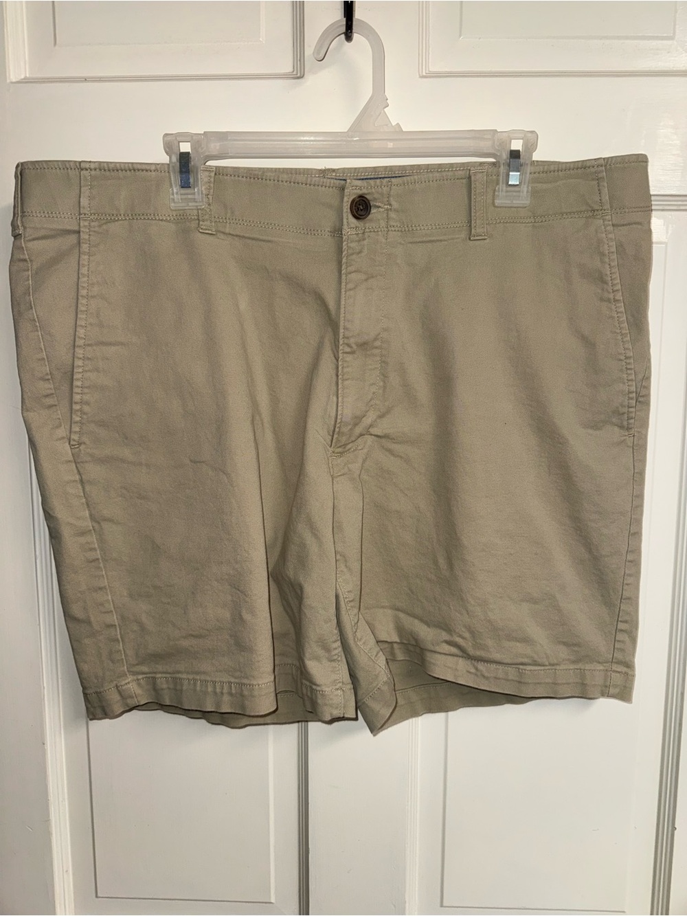Haggar Men's Casual Khaki Cotton Shorts - Neutral Tan Size 40